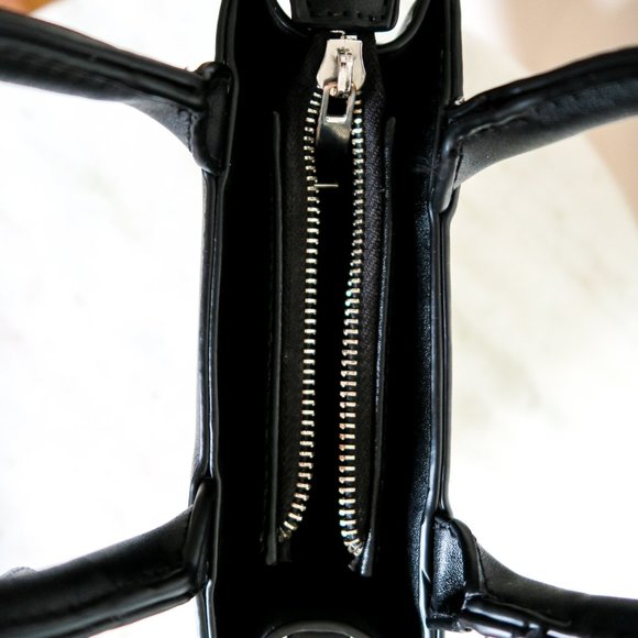 Mini Black Purse - Picture 2 of 2